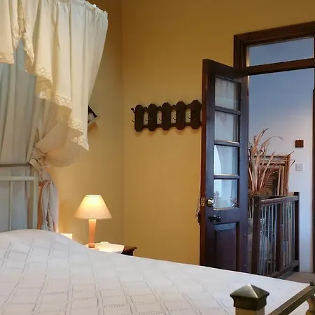 Avli Traditional Houses Inn Lythrodontas