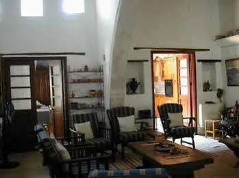 Inn Avli Traditional Houses