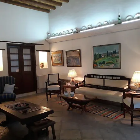 Avli Traditional Houses Lythrodontas