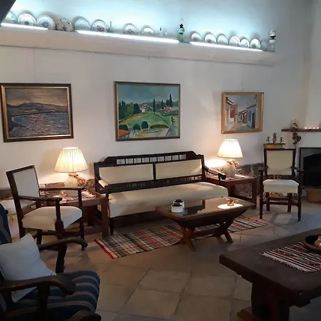 Avli Traditional Houses Inn Lythrodontas