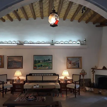 Avli Traditional Houses Lythrodontas