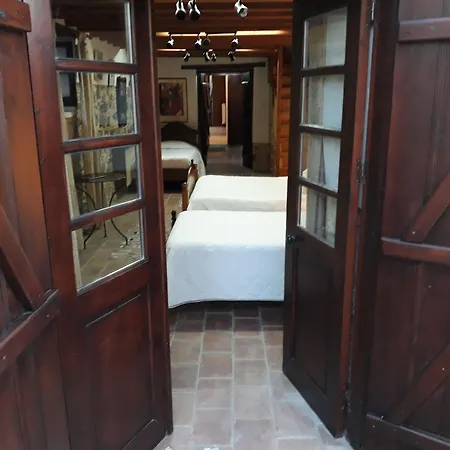 Avli Traditional Houses Inn Lythrodontas